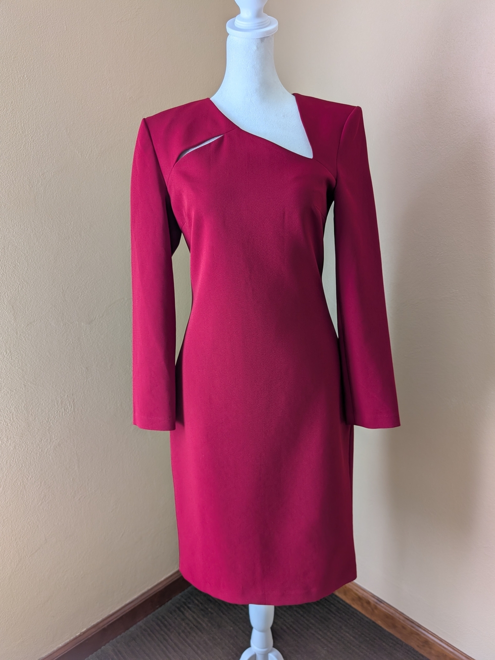 Alice + Olivia Scottie Cut Out Dress | Bordeaux | Size 6 | NWT - Picture 2 of 15